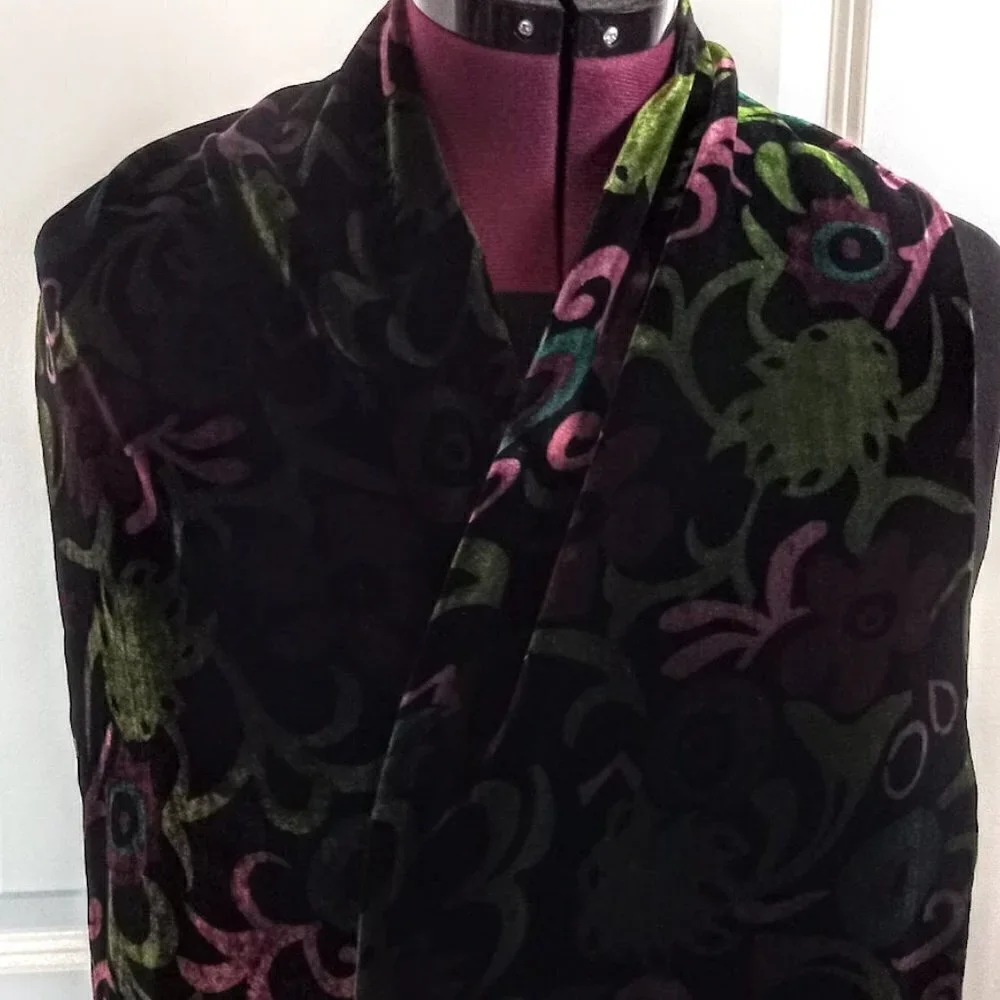 Swee Lo Black Multicolor Velvet Silk Blend Fringed Oblong Scarf
